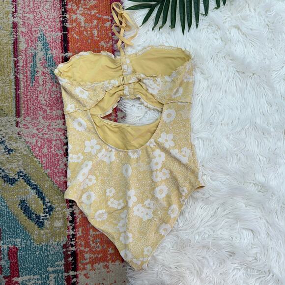 Aerie Yellow Flower Floral Halter Cut Out One Piece Full Coverage Swimsuit XL - Picture 3 of 6